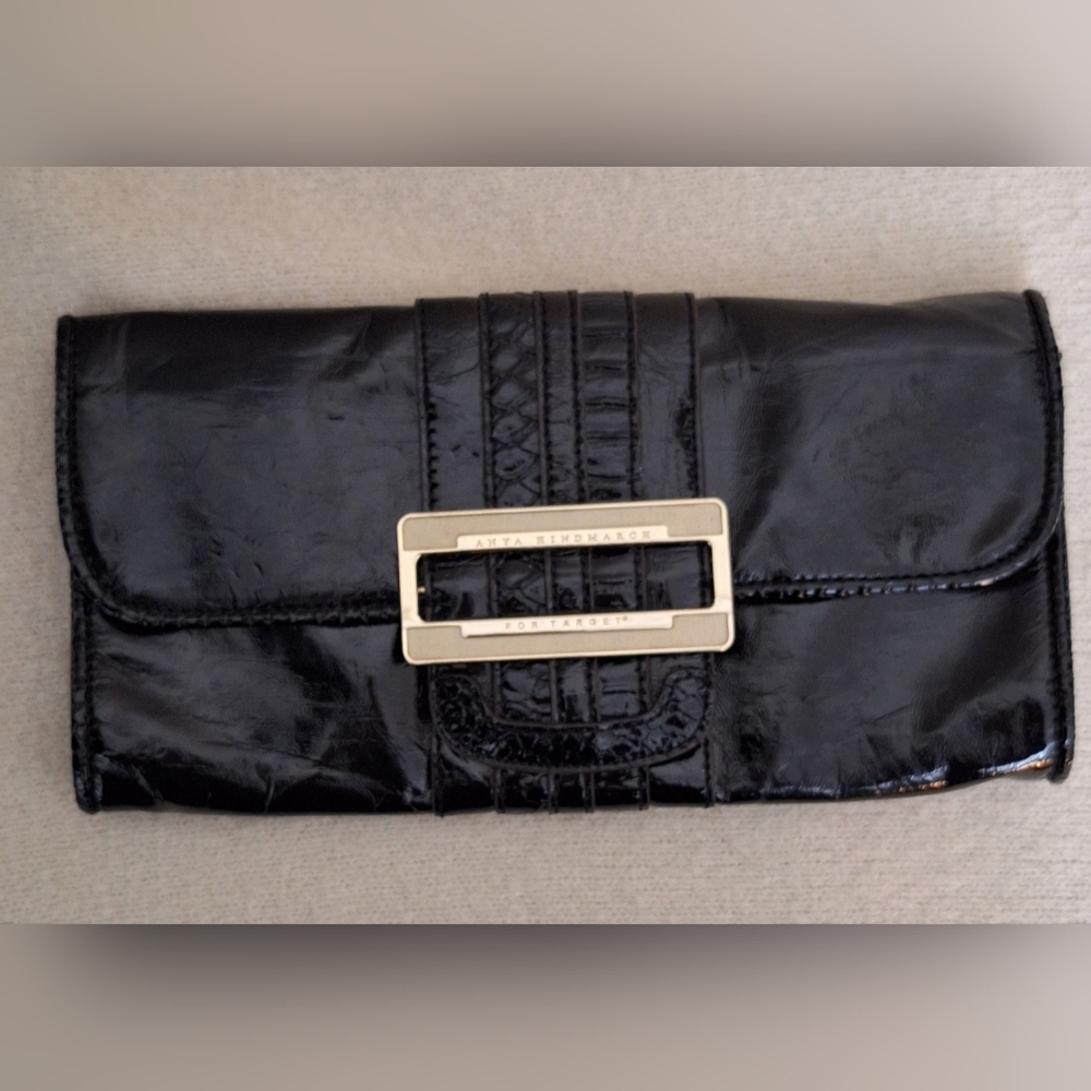 ANYA HINDMARCH FOR TARGET BLACK VEGAN PATENT LEATHER CLUTCH WITH GOLD BUCKLE